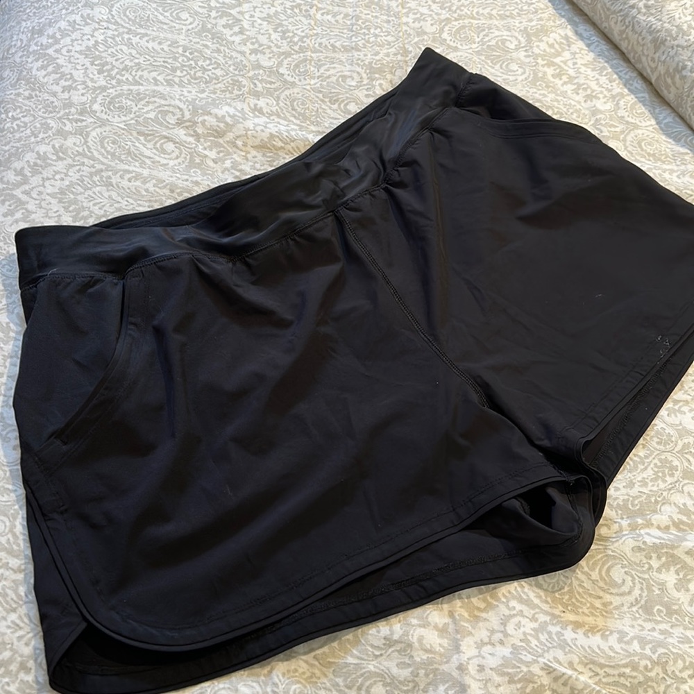 Lands End quick dry swim shorts with pockets. size 24W